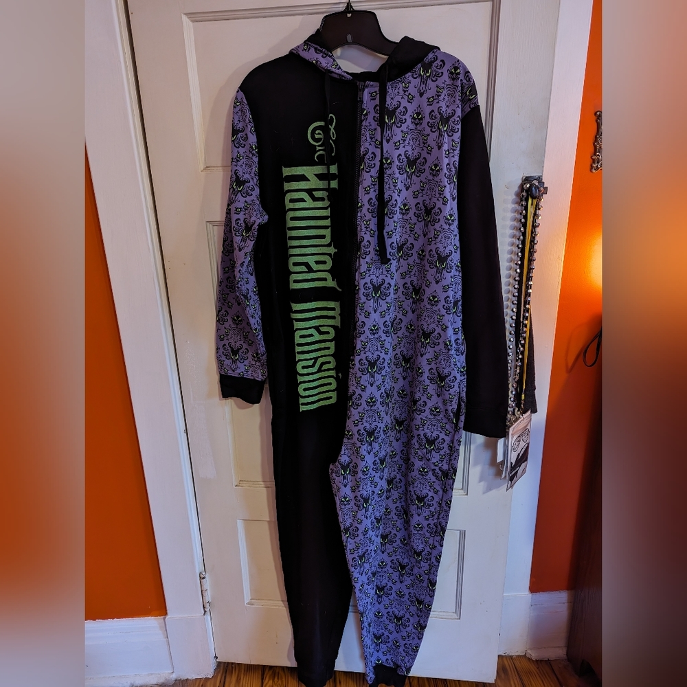 Disney Haunted Mansion Adult Onesie Union Suit Women's XL Wallpaper Print